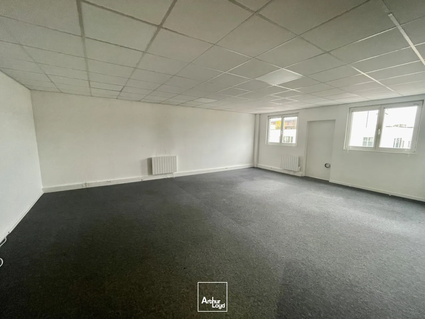 Bureaux à louer à LE PETIT QUEVILLY 76140