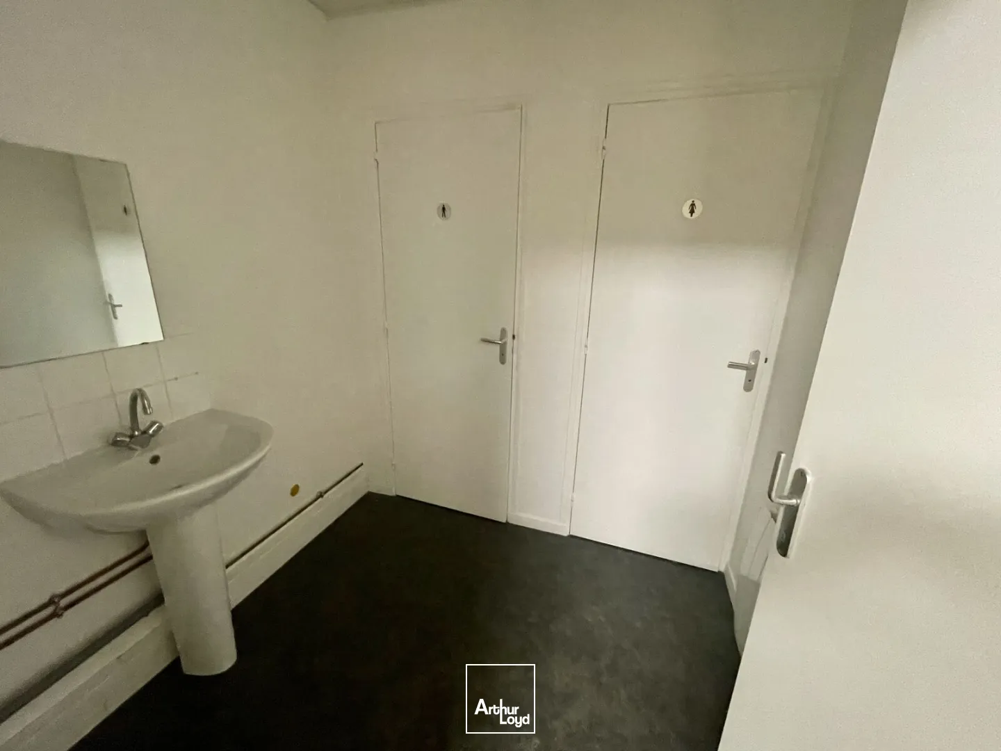 Bureaux à louer à LE PETIT QUEVILLY 76140