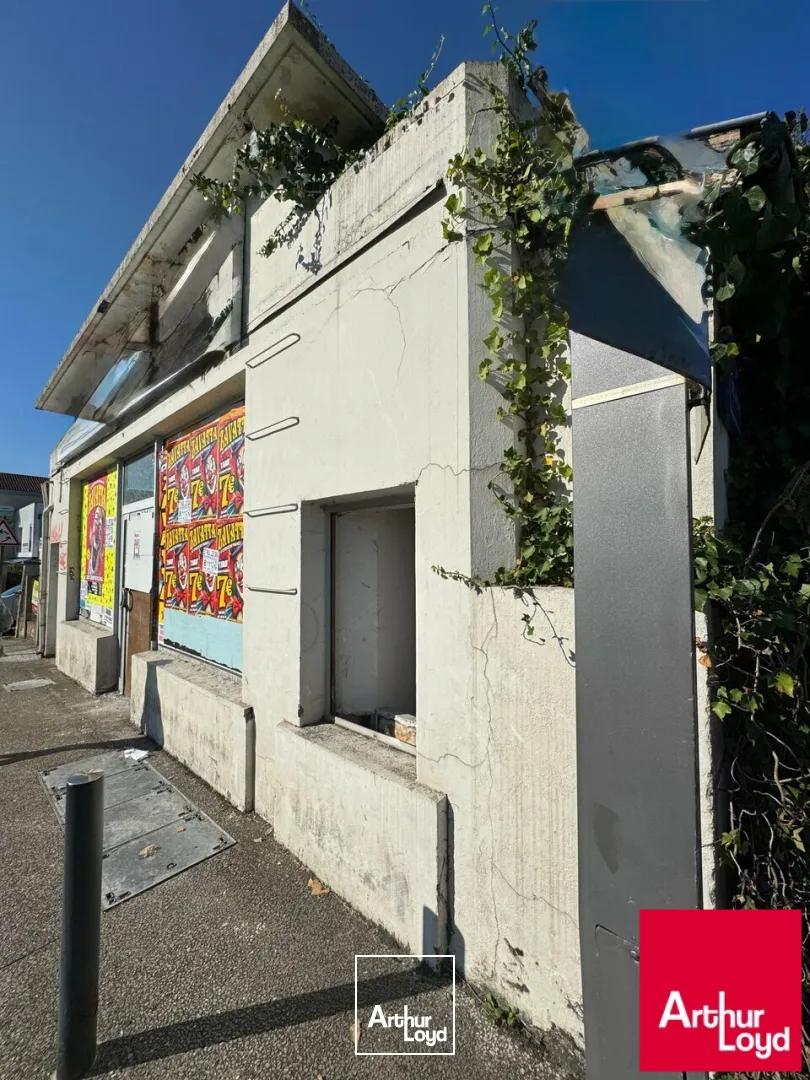 DAX - LOCATION 220 M2 - EXCELLENT VISIBILITE