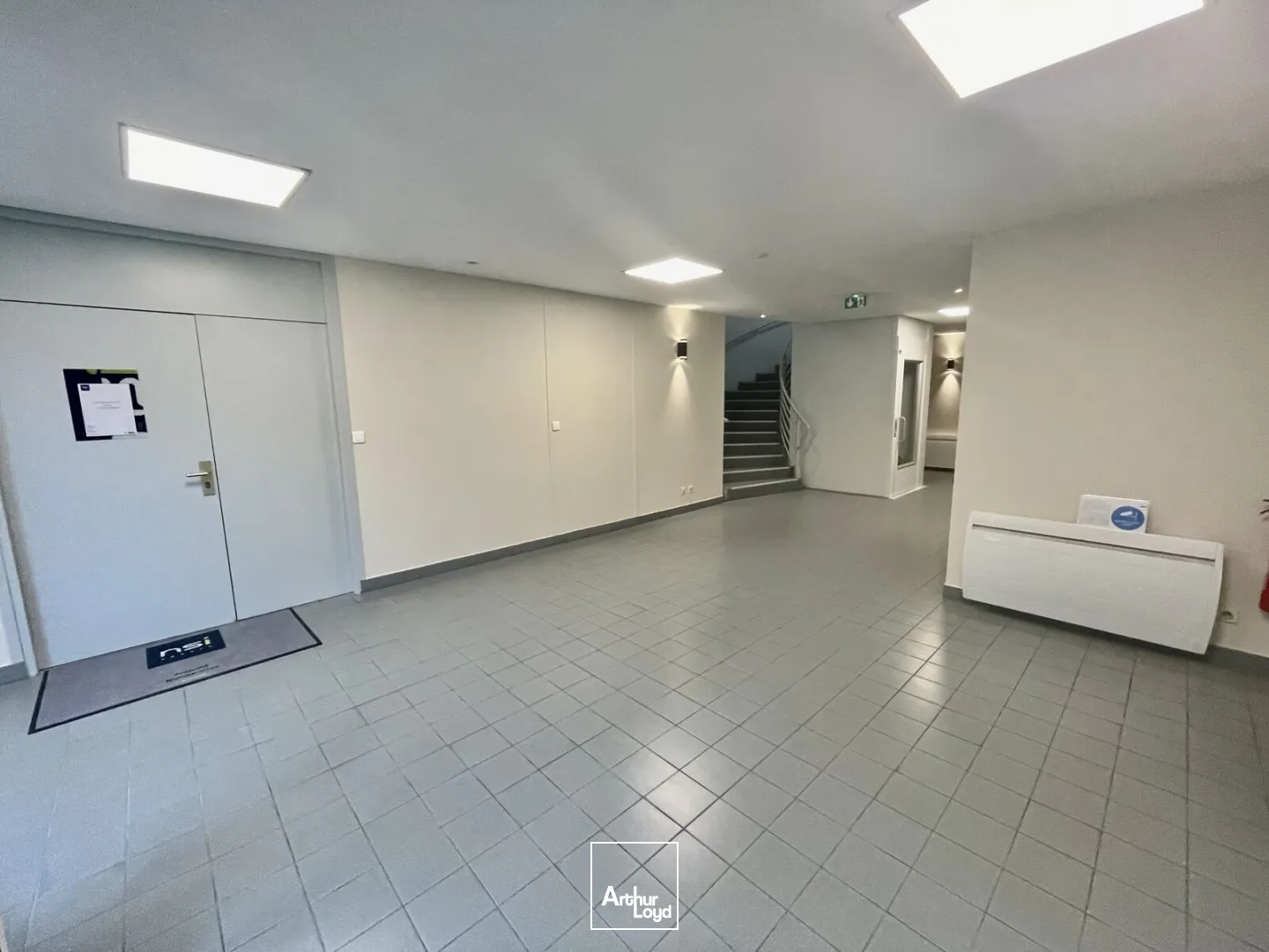 Bureaux à louer à MONT SAINT AIGNAN 76130