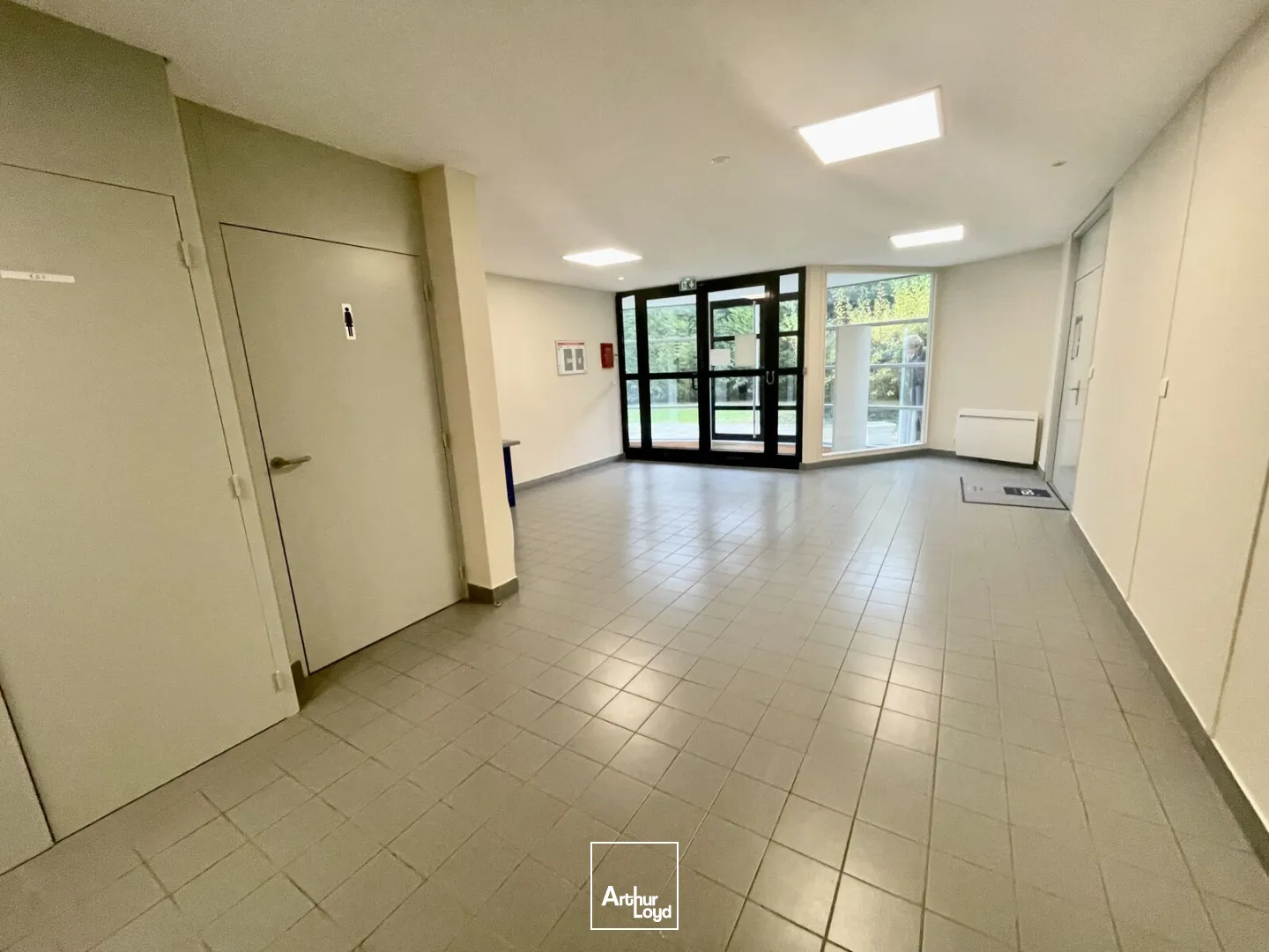 Bureaux à louer à MONT SAINT AIGNAN 76130