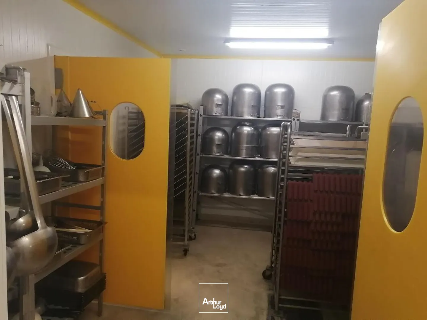 Locaux d'activité à vendre à ORLY 94310