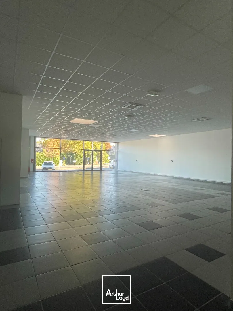 Emplacement N°1 ZONE NORD LIMOGES - Cellule commerciale 300 m²