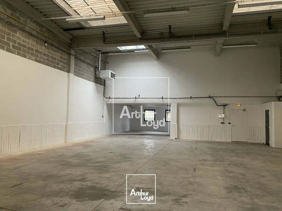 LOCAUX D'ACTIVITE A LOUER - LIEUSAINT