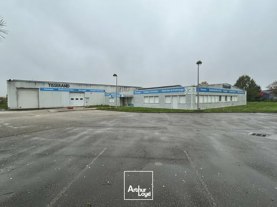 A VENDRE local d'activité zone Chalonnaise 