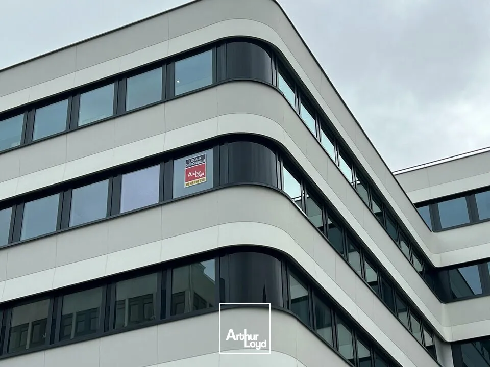 TOURS QUARTIER GARE BUREAUX A VENDRE 656 M² AVEC PARTIE LOUEE