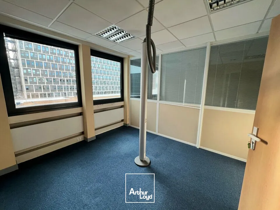 TOURS QUARTIER GARE BUREAUX A VENDRE 656 M² AVEC PARTIE LOUEE