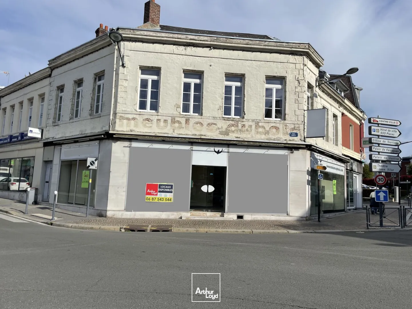 LOCAL COMMERCIAL A LOUER - 128 M2 - SAINT-QUENTIN