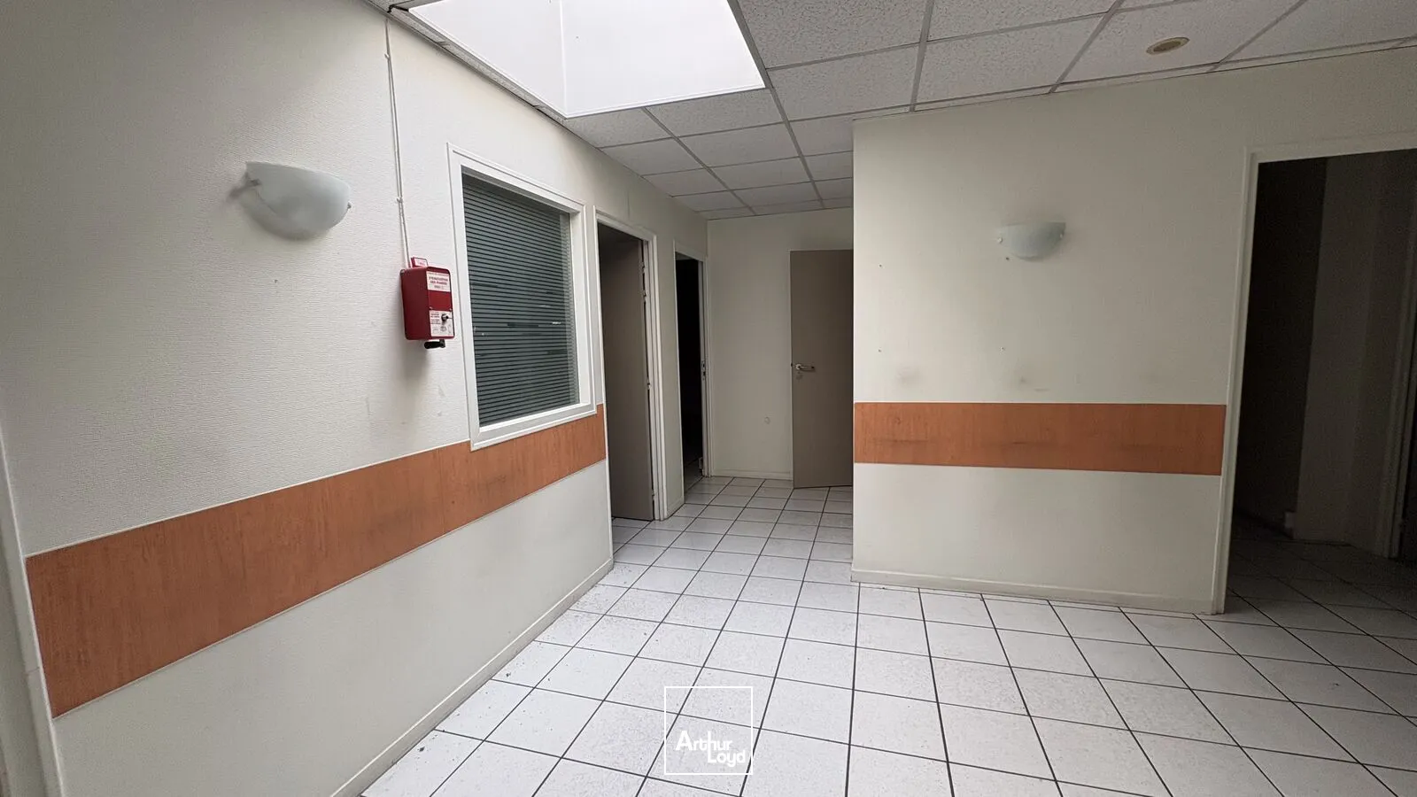 Bureaux - Vente - SAINT JEAN DE LA RUELLE - 45140 - 407.52-407.52 - 7526340