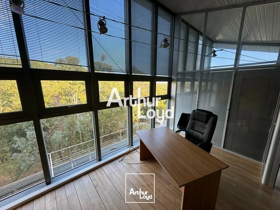 Location de bureaux 160 m² avec terrasse - Sophia Antipolis