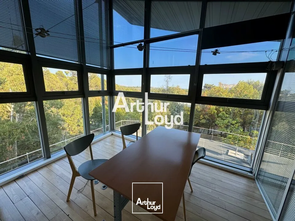 Location de bureaux 160 m² avec terrasse - Sophia Antipolis