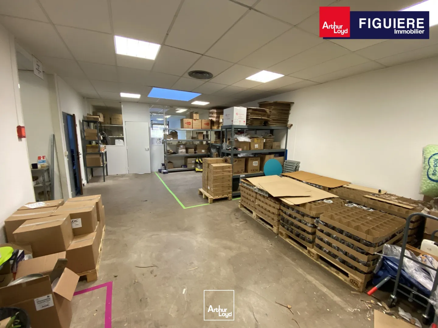 Locaux mixtes à louer sur TECH INDUS À AIX-EN-PROVENCE