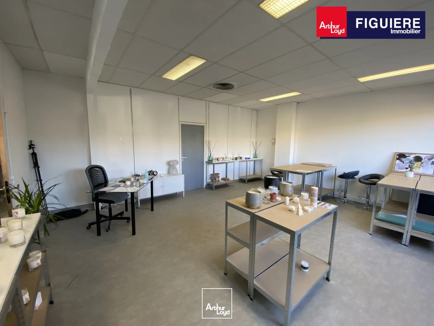 Locaux mixtes à louer sur TECH INDUS À AIX-EN-PROVENCE