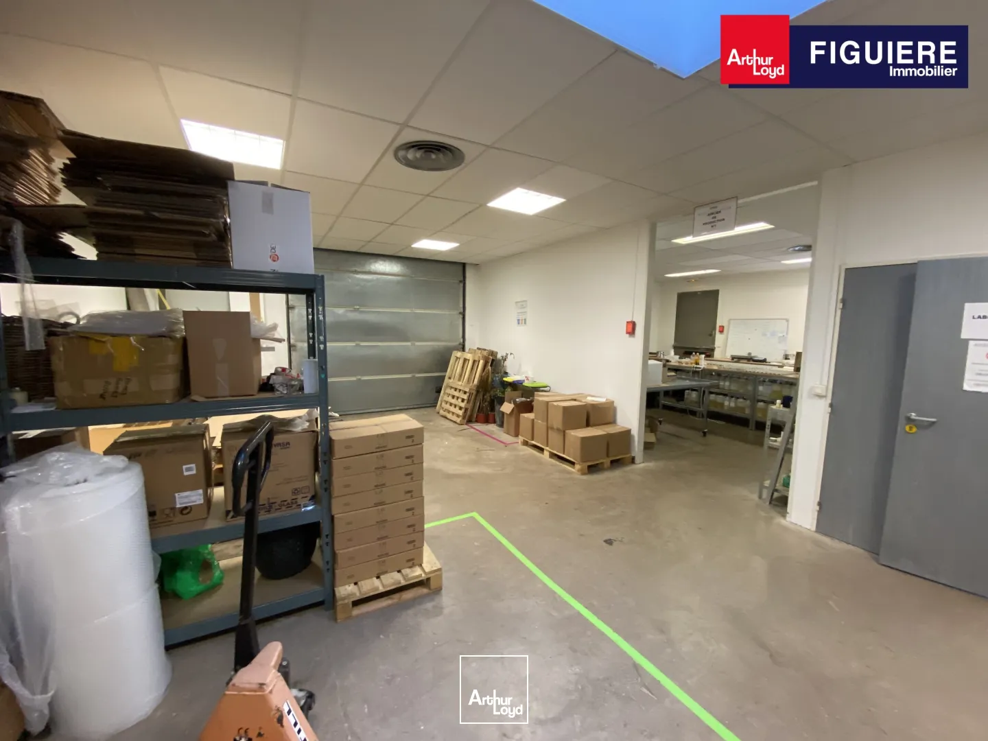 Locaux mixtes à louer sur TECH INDUS À AIX-EN-PROVENCE