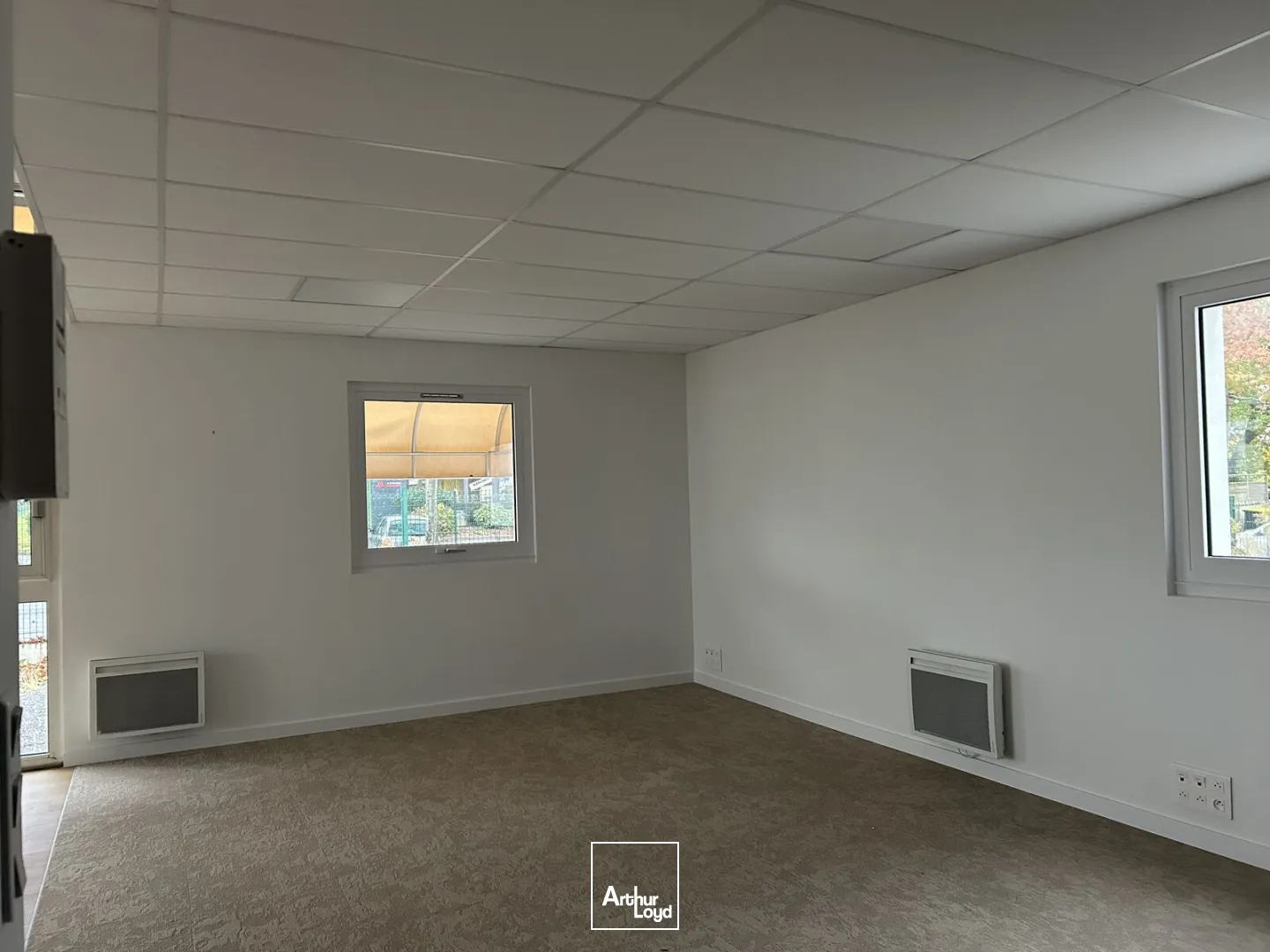 A VENDRE - 510 M2 - ST NAZAIRE - ATELIER - BUREAUX