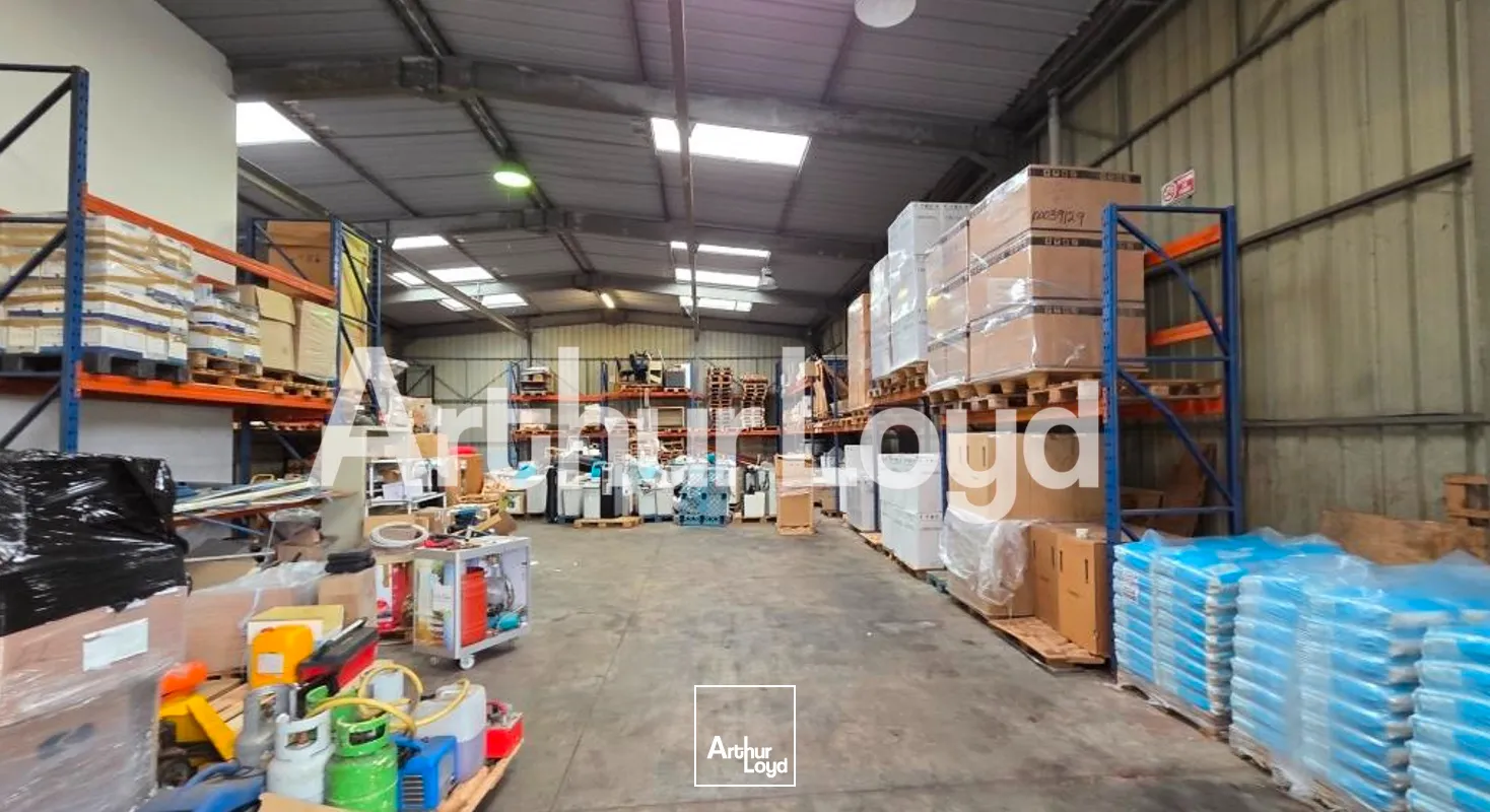 Bâtiment Stockage - Bureaux - CARPIQUET