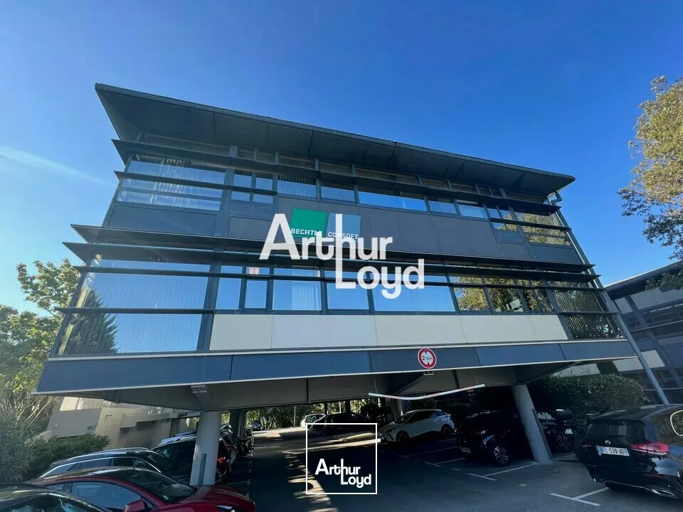 Location de bureaux 861 m² divisibles dès 195 m² - Standing - Sophia Antipolis 