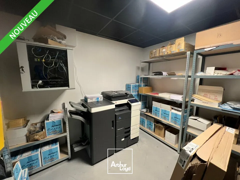 À VENDRE  PLATEAU DE BUREAUX MODERNES 253 m²  GUILHERAND-GRANGES (07)