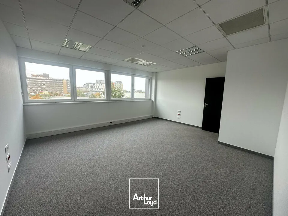 BUREAUX à LOUER de 190 m²