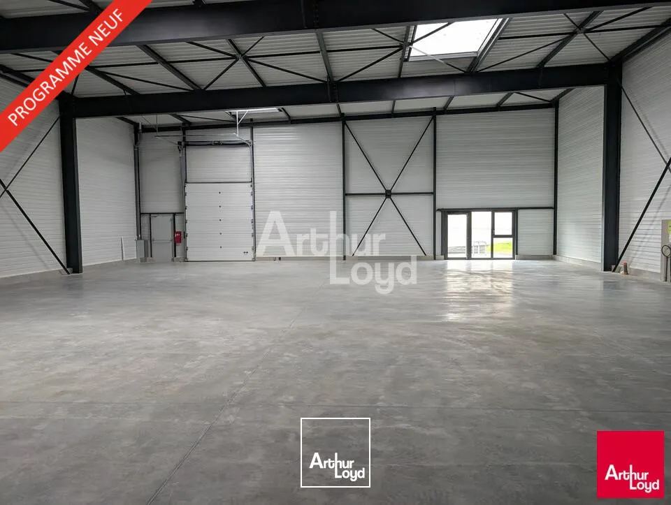 LA MEZIERE - LOCAL D'ACTIVITE NEUF A VENDRE - 400 M²