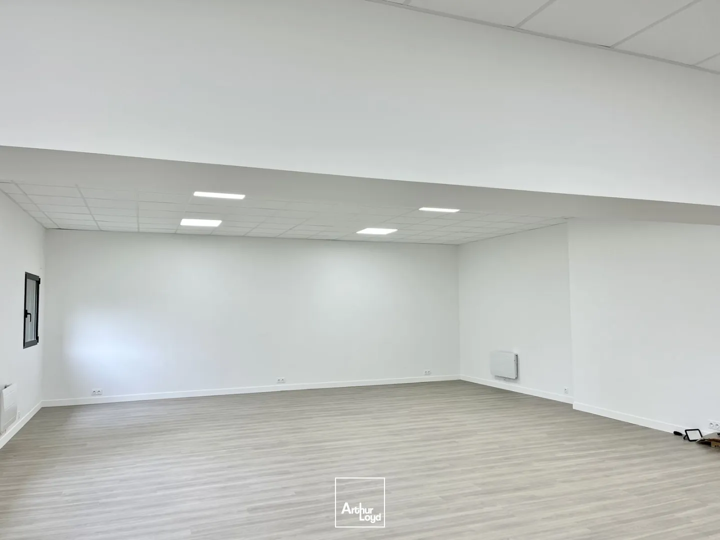 Bureaux à louer à PREAUX 76160