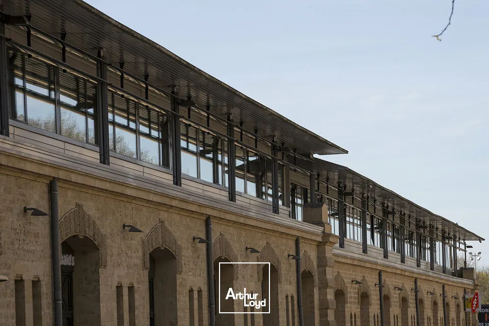 LOCAL COMMERCIAL à VENDRE de 73.5 m²