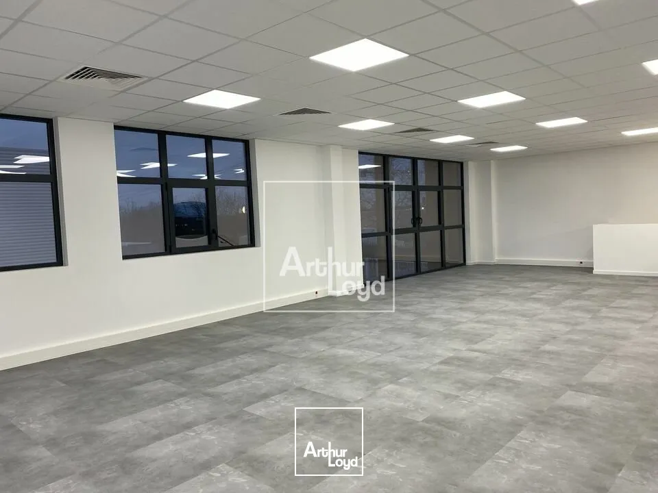 SAINT-MICHEL-SUR-ORGE LOCAL NEUF 