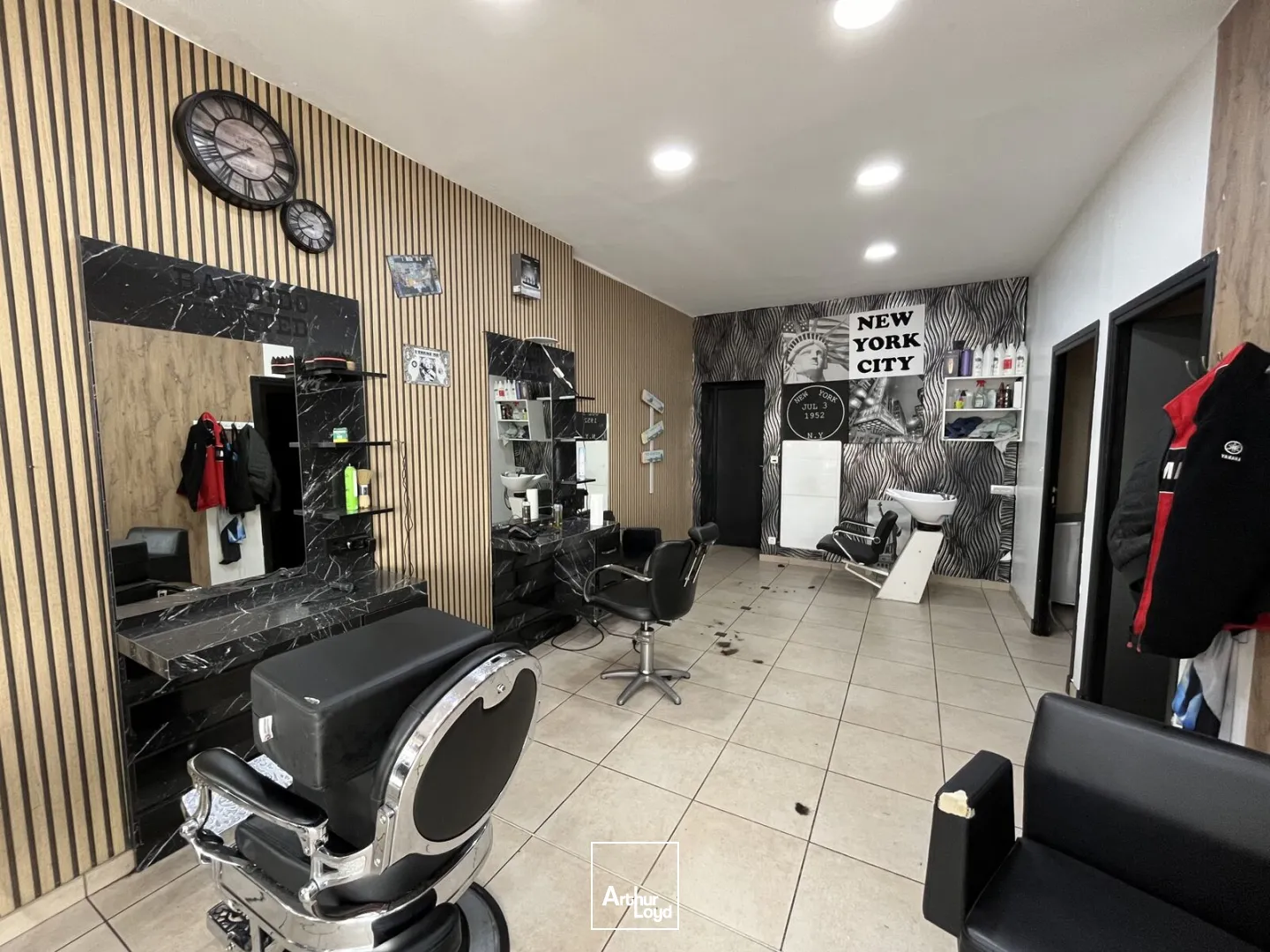 LOCAL COMMERCIAL DE 68M2 - GARE DE SAINT-QUENTIN 