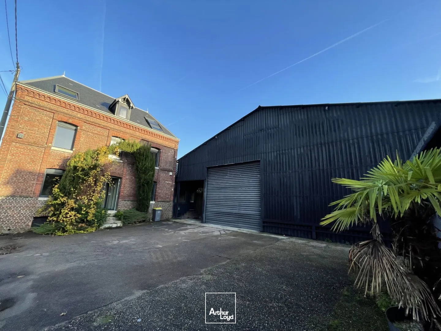 A VENDRE - LOCAL D'ACTIVITE