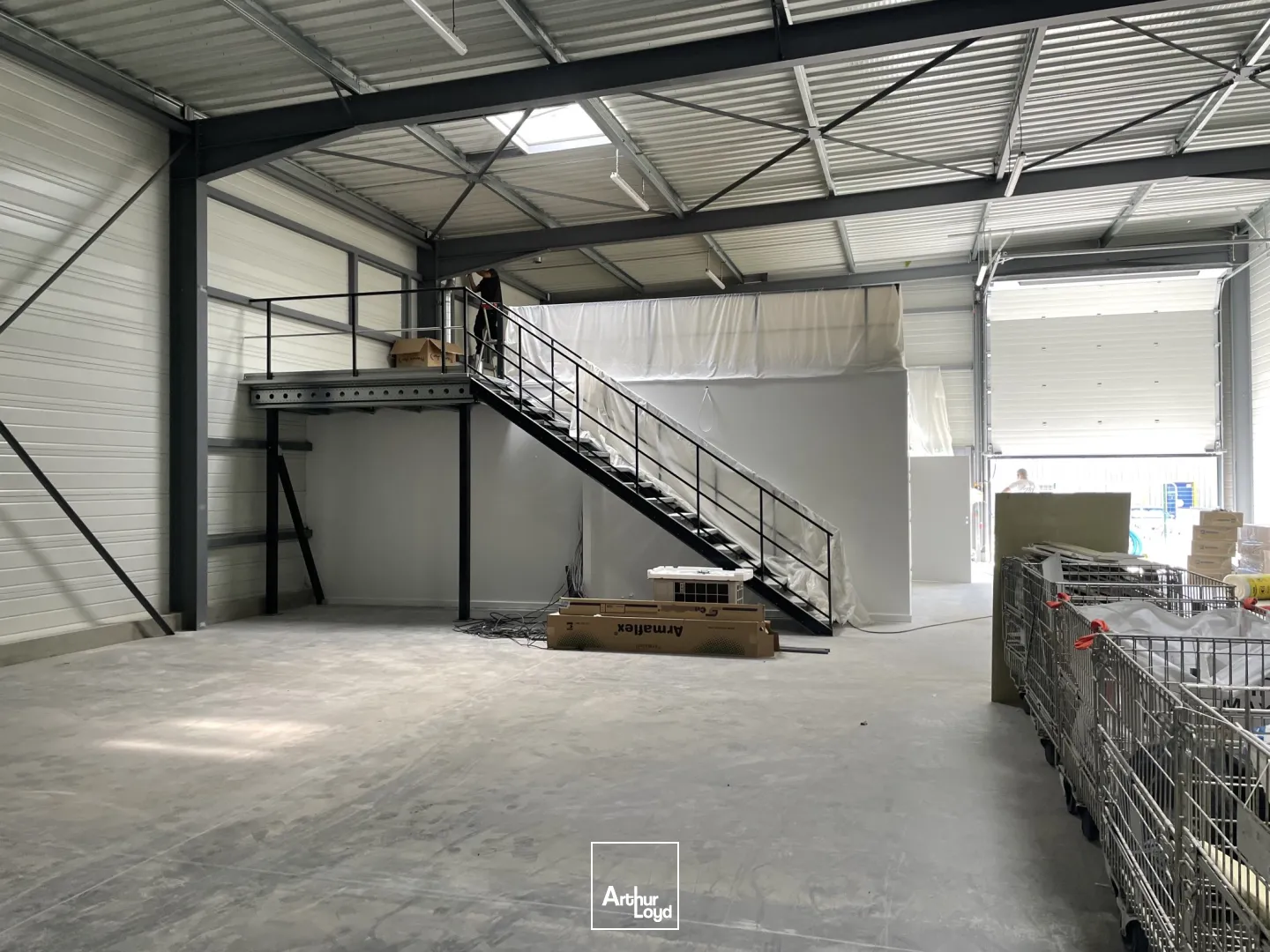 LOCATION - ENTREPOT - ZONE INDUSTRIELLE - ATELIER - VERTOU 