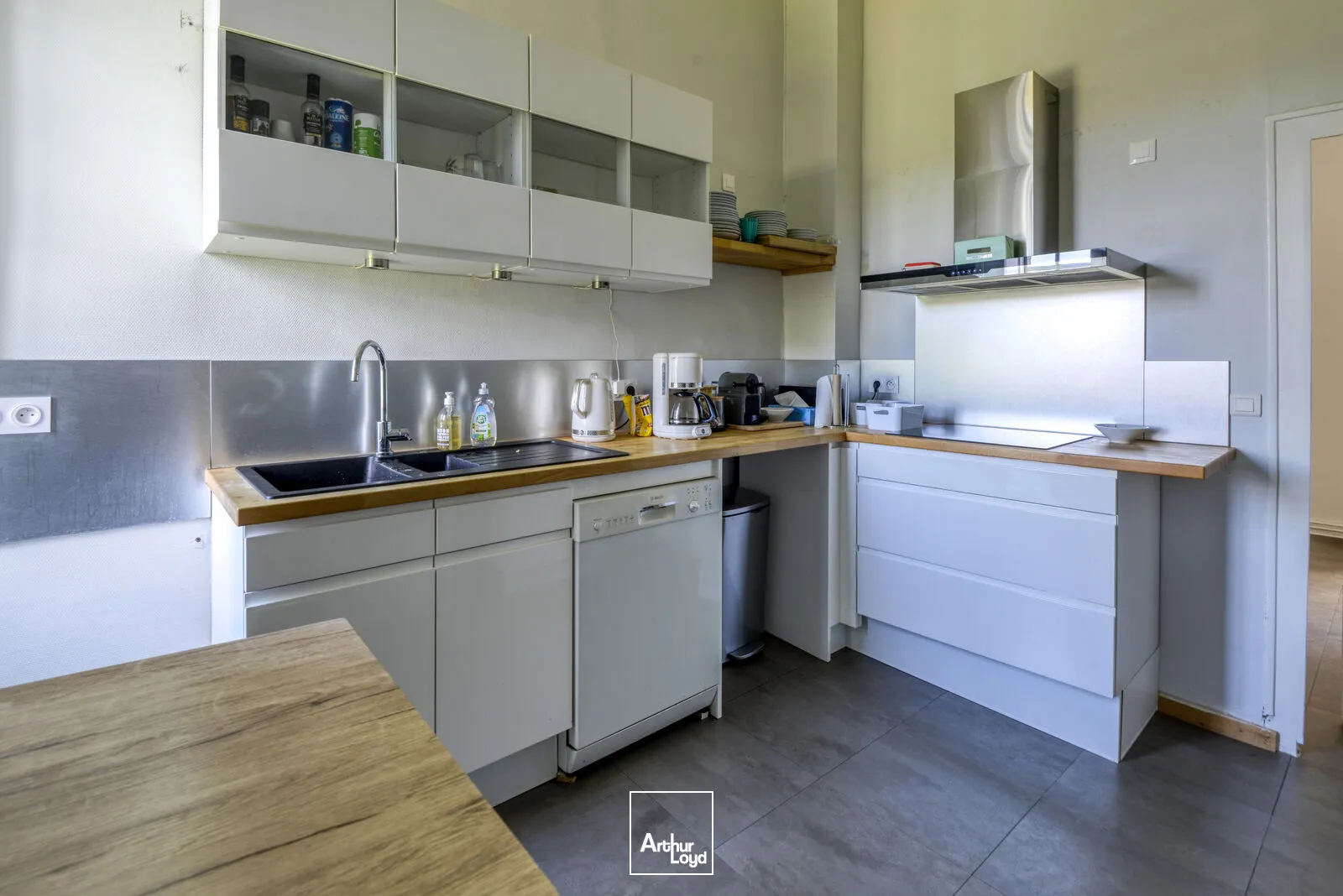 Bureaux à louer à Nantes Est avec jardin