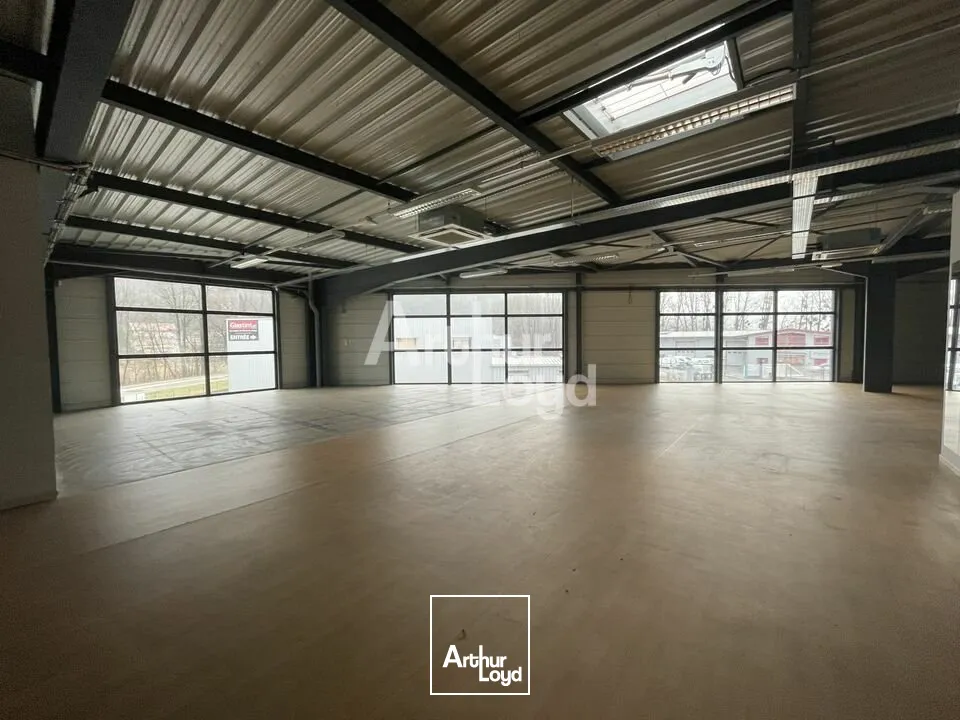 LOCAUX À LOUER À TOURNON (73)