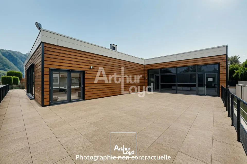 LOCAUX À LOUER À TOURNON (73)