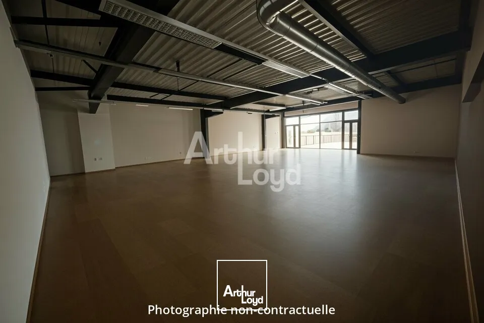 LOCAUX À LOUER À TOURNON (73)