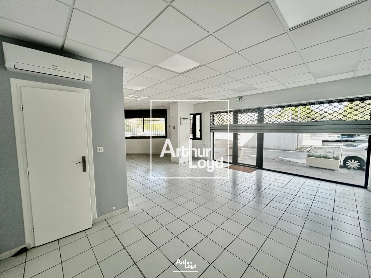 Local commercial refait à neuf - 90 m² à louer dans une zone commerciale dynamique à Clapiers