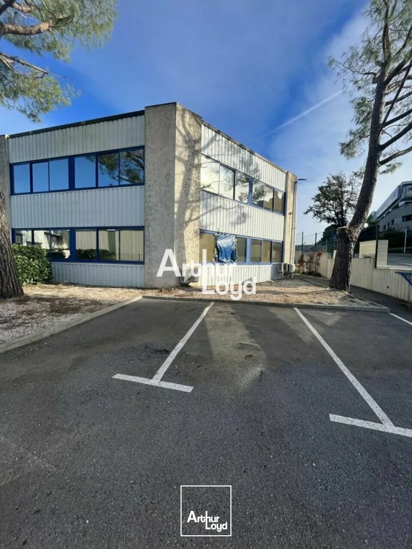 Locaux mixte à louer - Très bonne visibilité - Antibes
