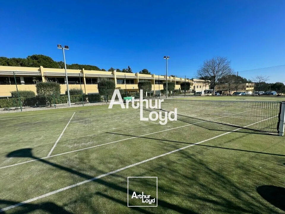 Bureaux à la location 824 m² - Sophia Antipolis - Environnement paysager