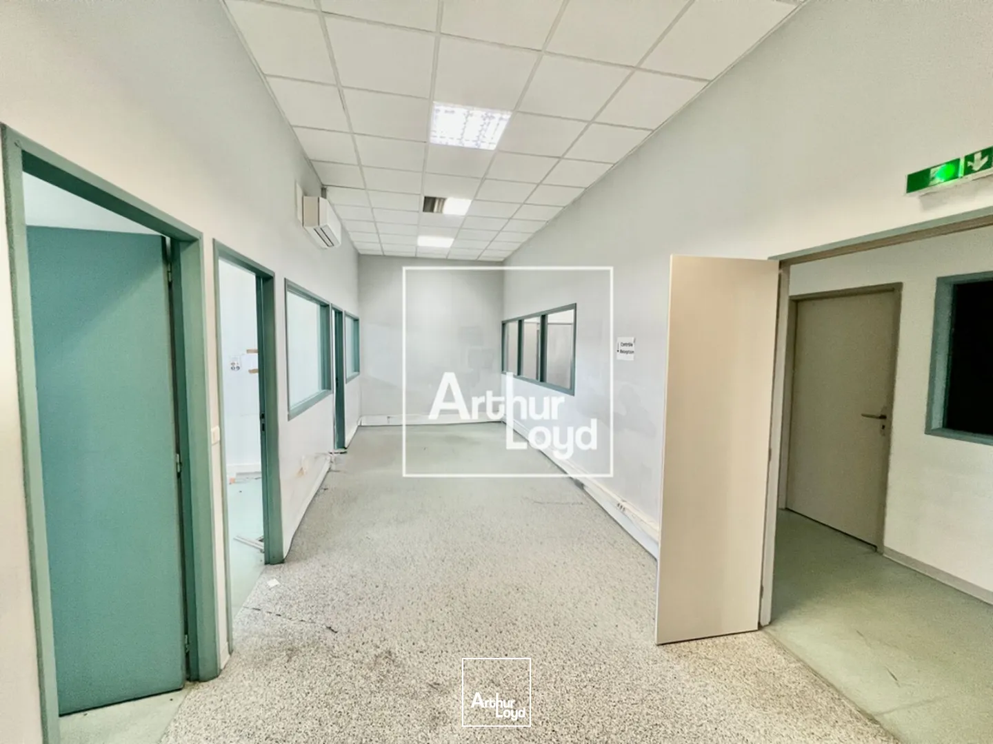 Locaux d'activité à louer à Montpellier - Bâtiment fonctionnel de 637 m² climatisé avec bureaux et zone de stockage