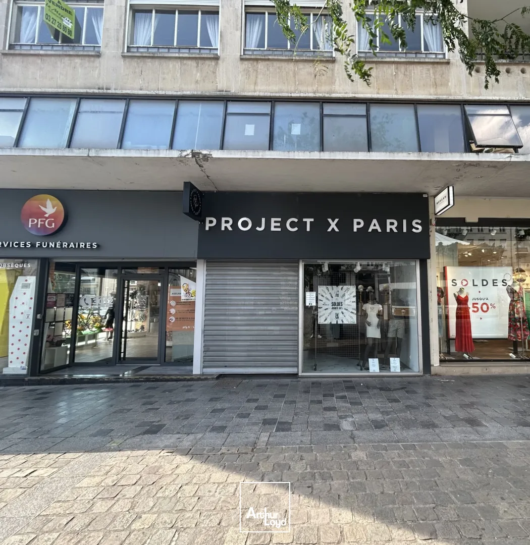  Local commercial 245 m² en emplacement premium à Valenciennes