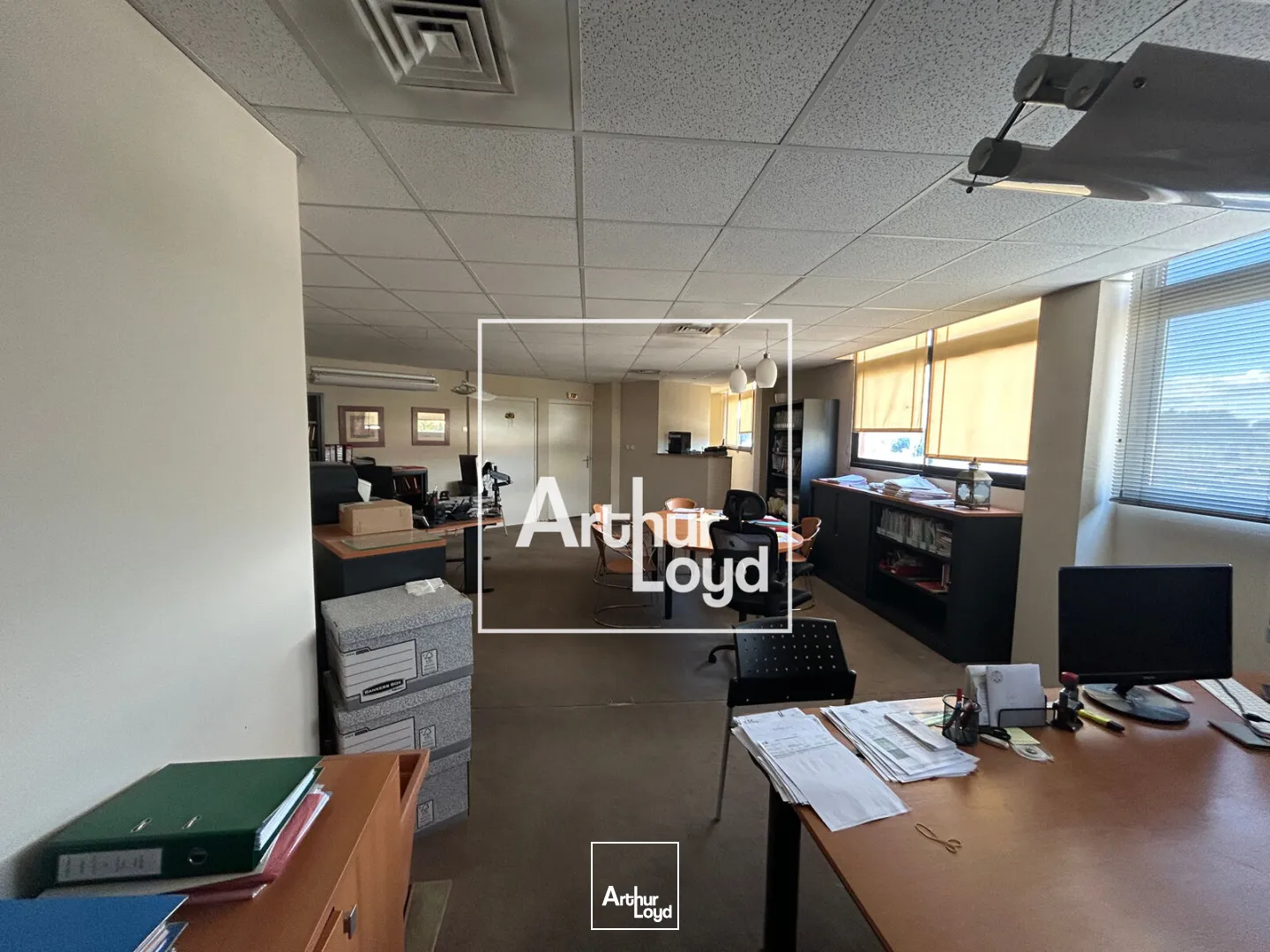 Bureaux à louer - Voie Domitienne 