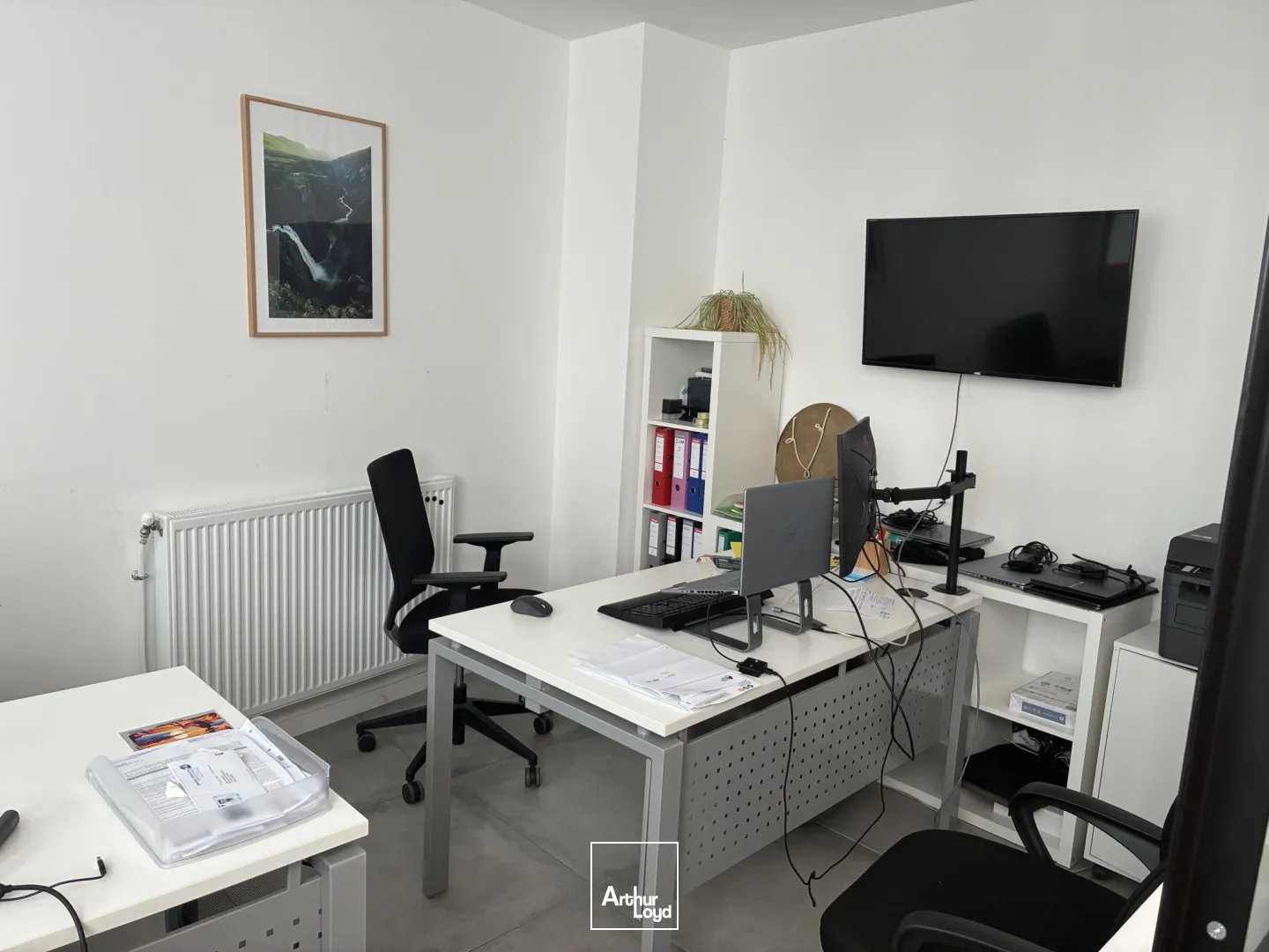 Bureaux rénovés et meublés à Louer dans le Centre