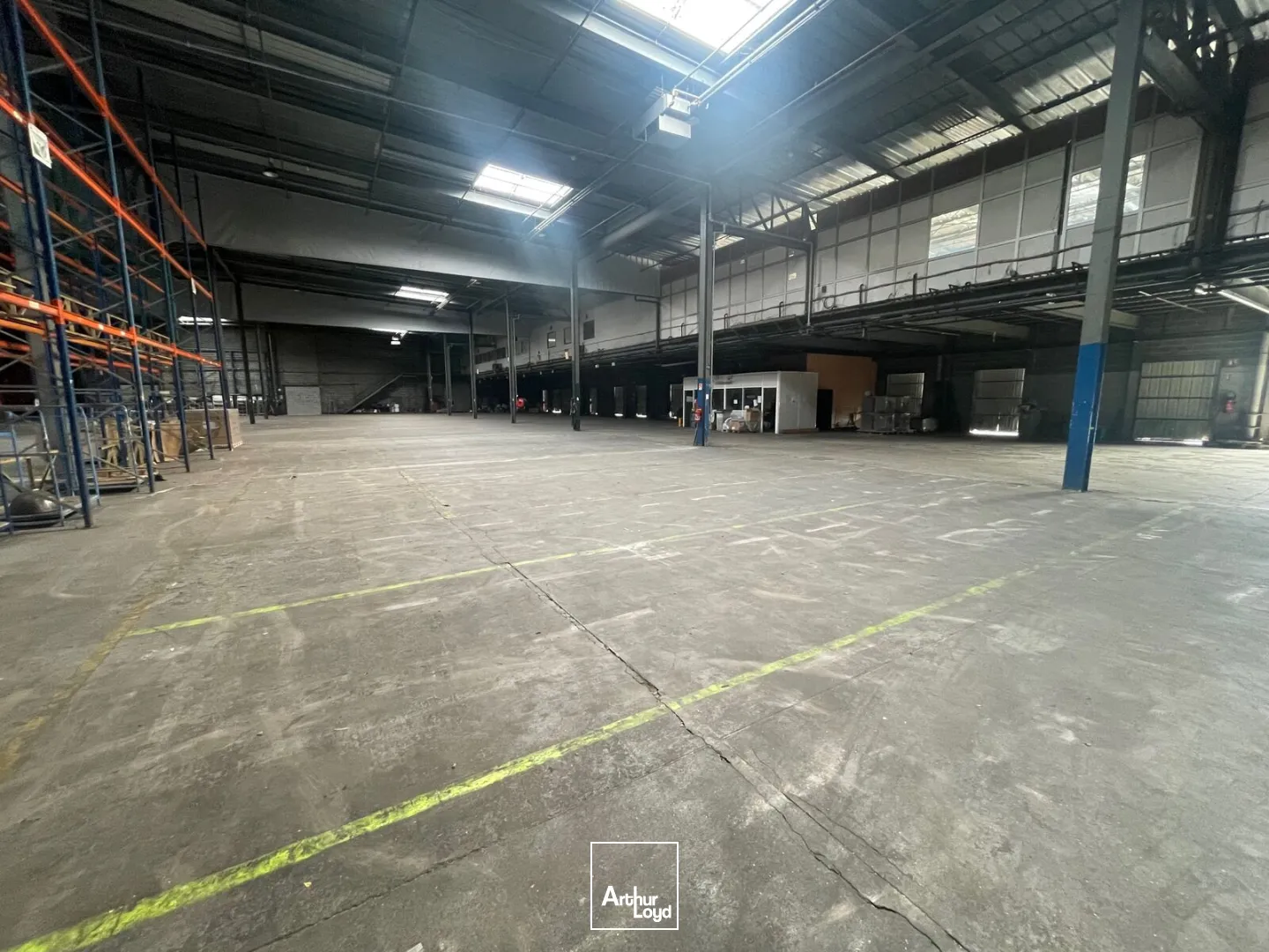 Entrepôts à louer à GRAVIGNY 27930