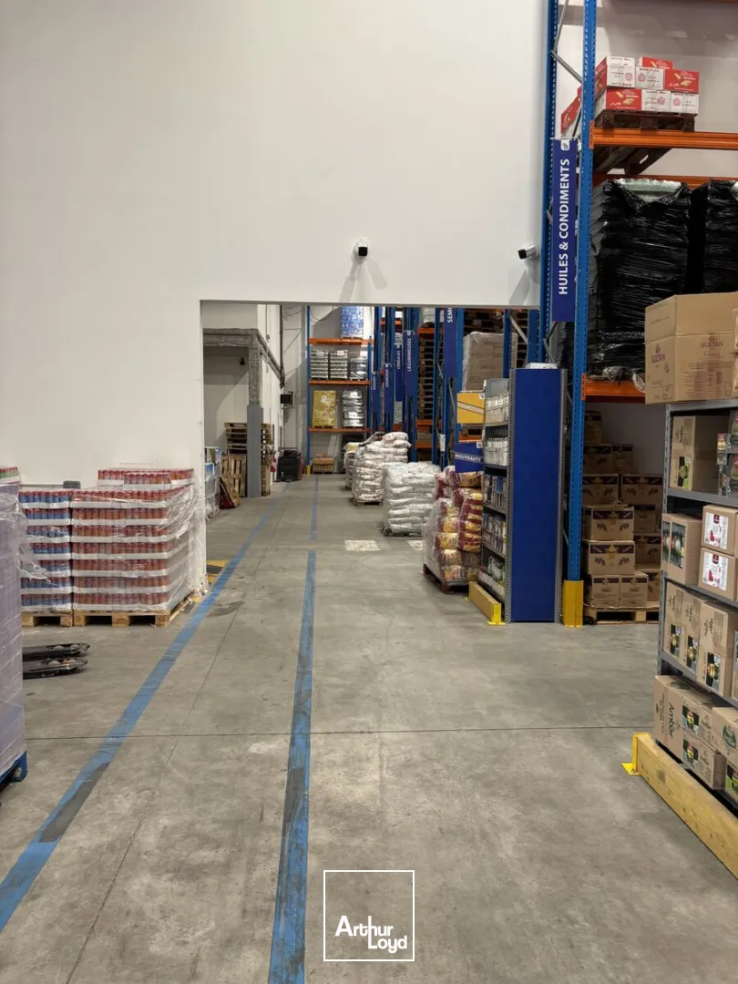 Locaux d'activité sur site clos, à Gennevilliers, à proximité des quais de Seine