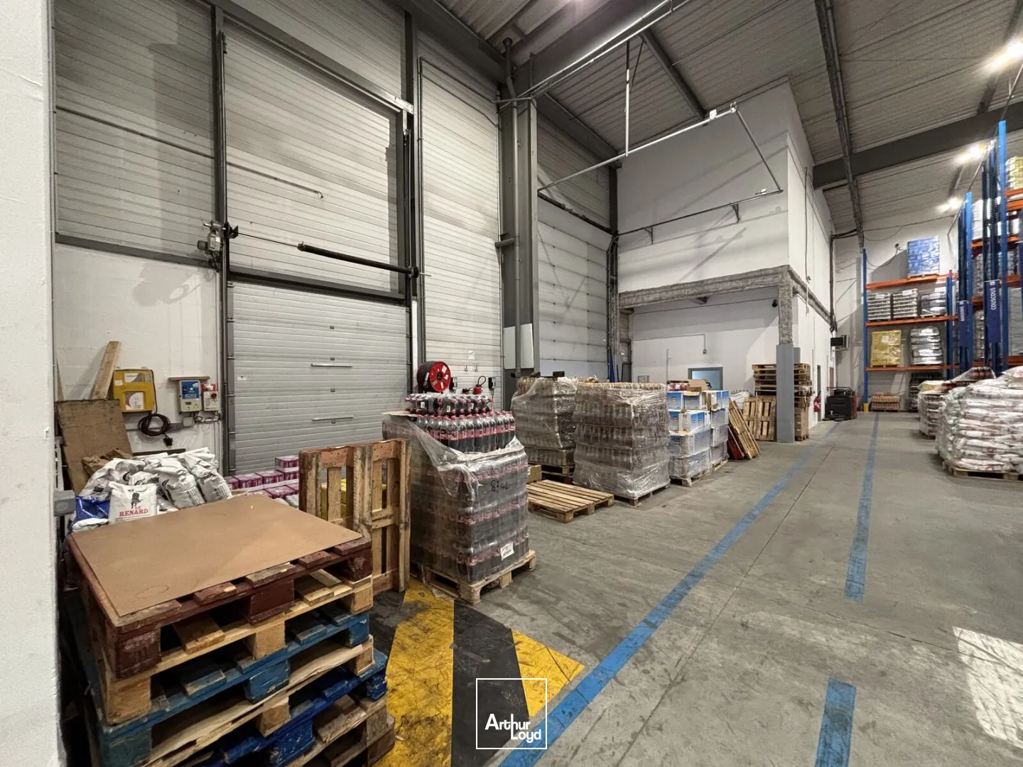 Locaux d'activité sur site clos, à Gennevilliers, à proximité des quais de Seine