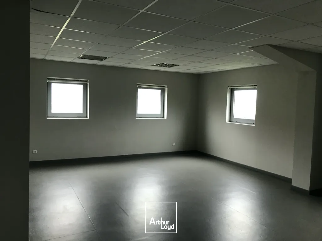 Bureaux ou local commercial 80 m2