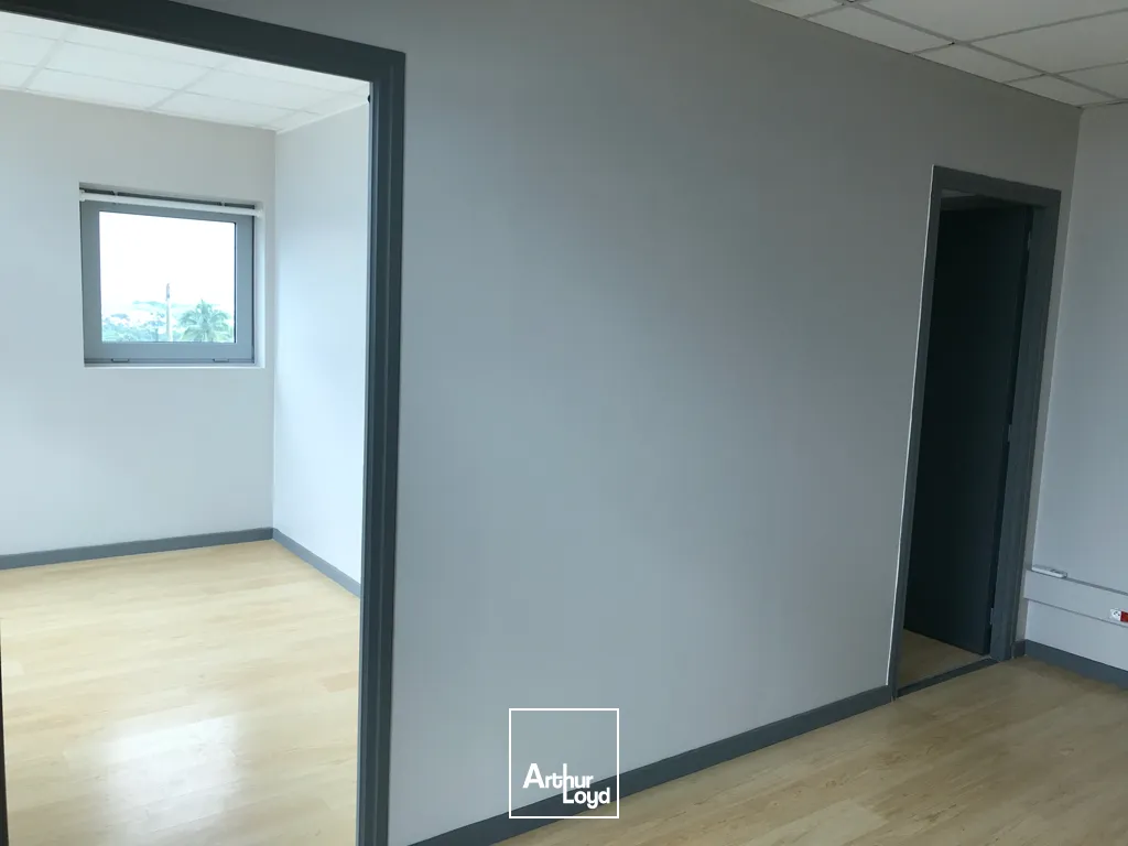 Bureaux ou local commercial 80 m2
