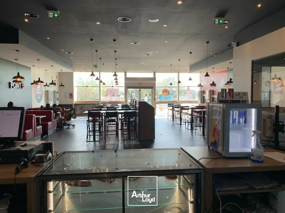 Avignon sud - Local commercial à louer