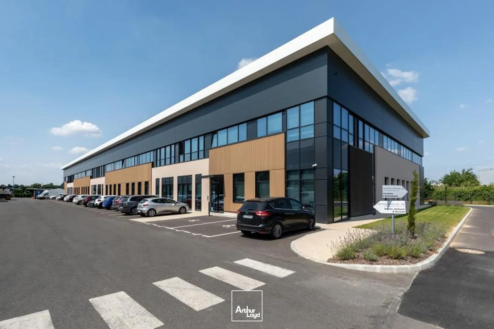 Locaux d'activité à louer à GENNEVILLIERS 92230