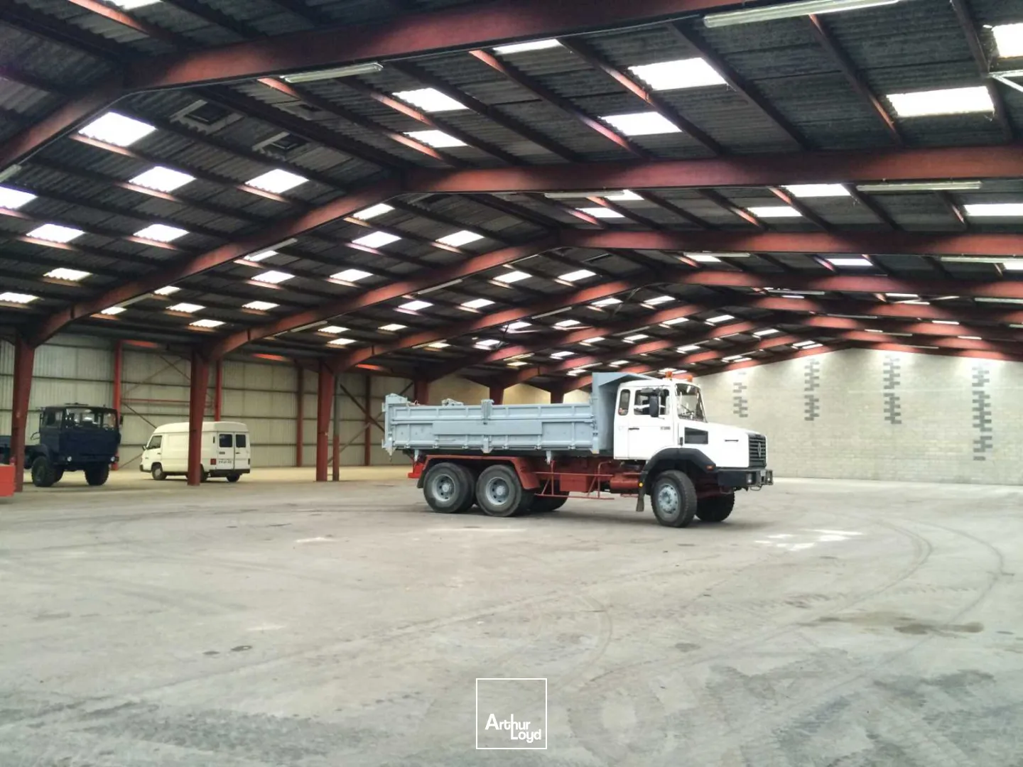 A Louer A vendre Entrepôt à Cambrai