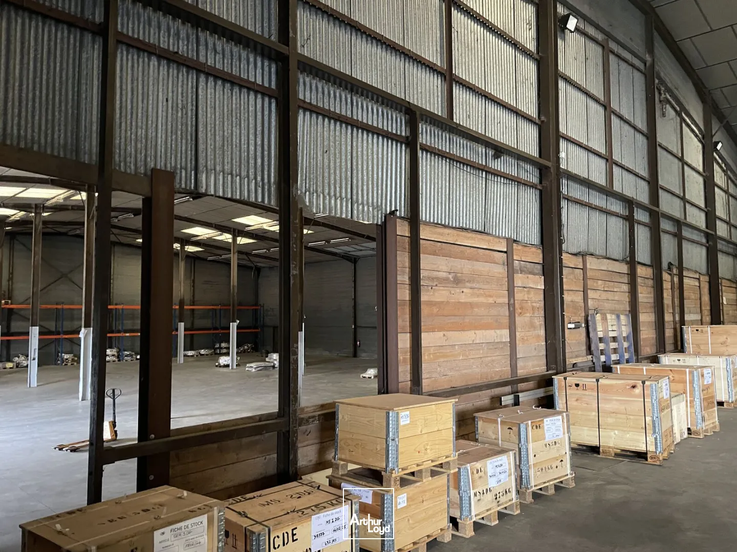 Entrepôt A VENDRE à Cambrai